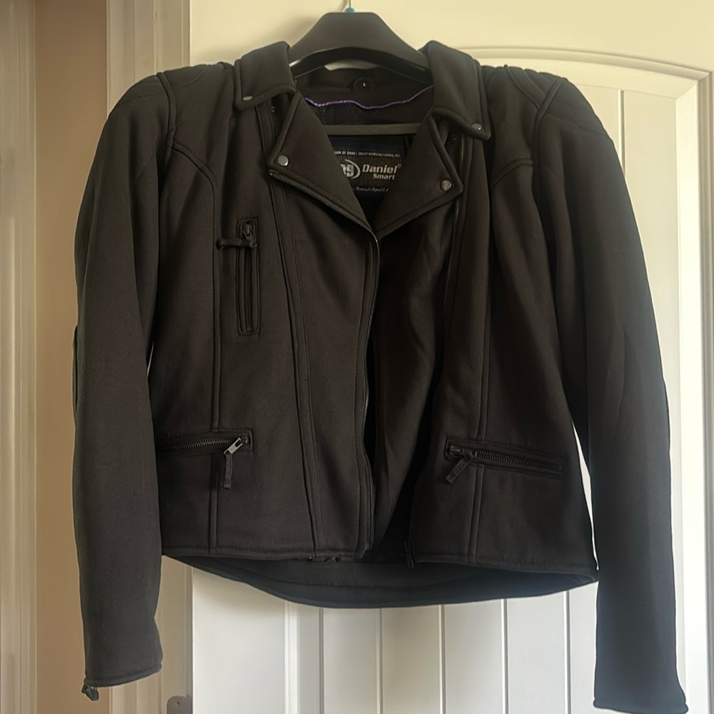 Daniel Smart motorcycle jacket. Size large.